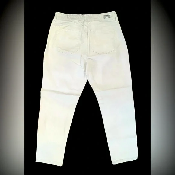 Juicy Couture Jeans - Picture 3 of 9